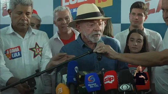 Campanha de Lula adia debate com Meta e reforça cobrança por quebra de sigilo de Flávio Bolsonaro
