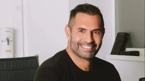 Cirurgião plástico famoso por “lifting de bumbum brasileiro” é morto a tiros na Espanha