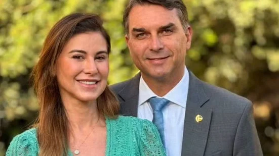EUA concedem visto de permanência a Flávio Bolsonaro após saída do Brasil