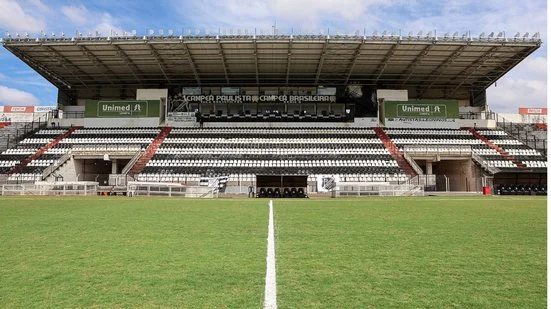 Flamengo renova contrato do defensor Danilo até o fim de 2027