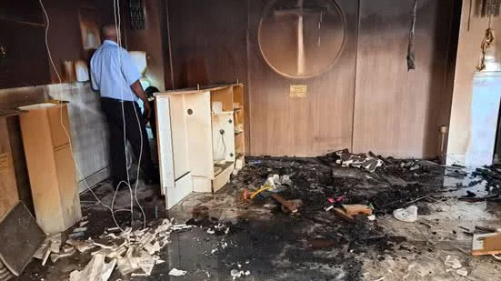 Incêndio destrói estrutura da Igreja Matriz de Treze de Maio após missa em Santa Catarina
