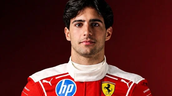 Rafael Câmara Guiará Ferrari de Leclerc no Treino Livre do GP de São Paulo